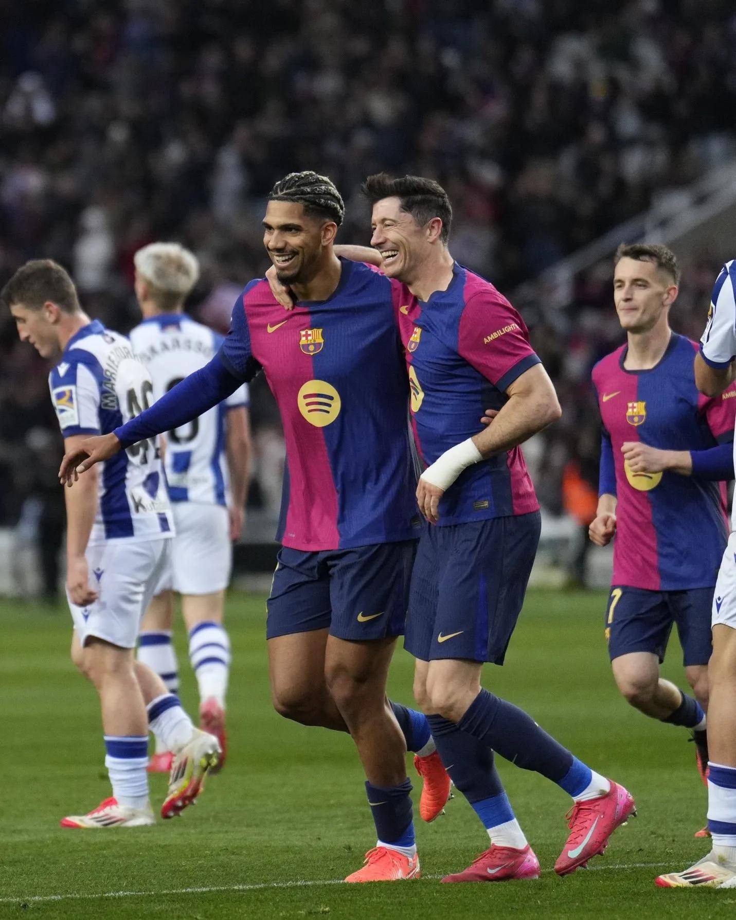 曼联客场输给斯旺西，遭遇联赛两连败