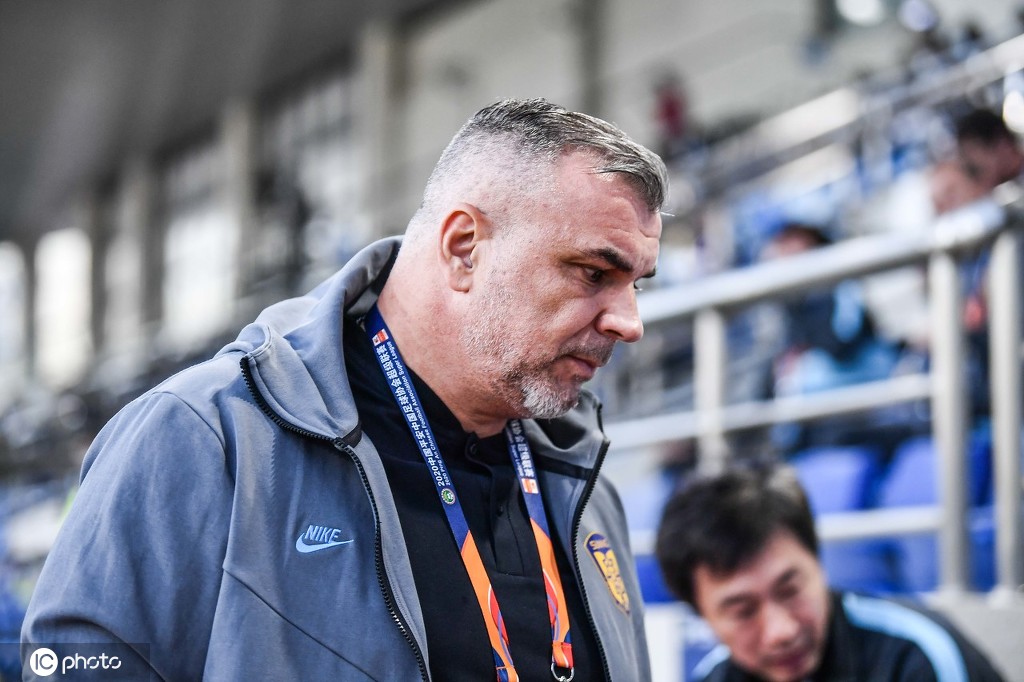 开云sport-包含天空之城球队赢得胜利，顺利保持领先位置的词条