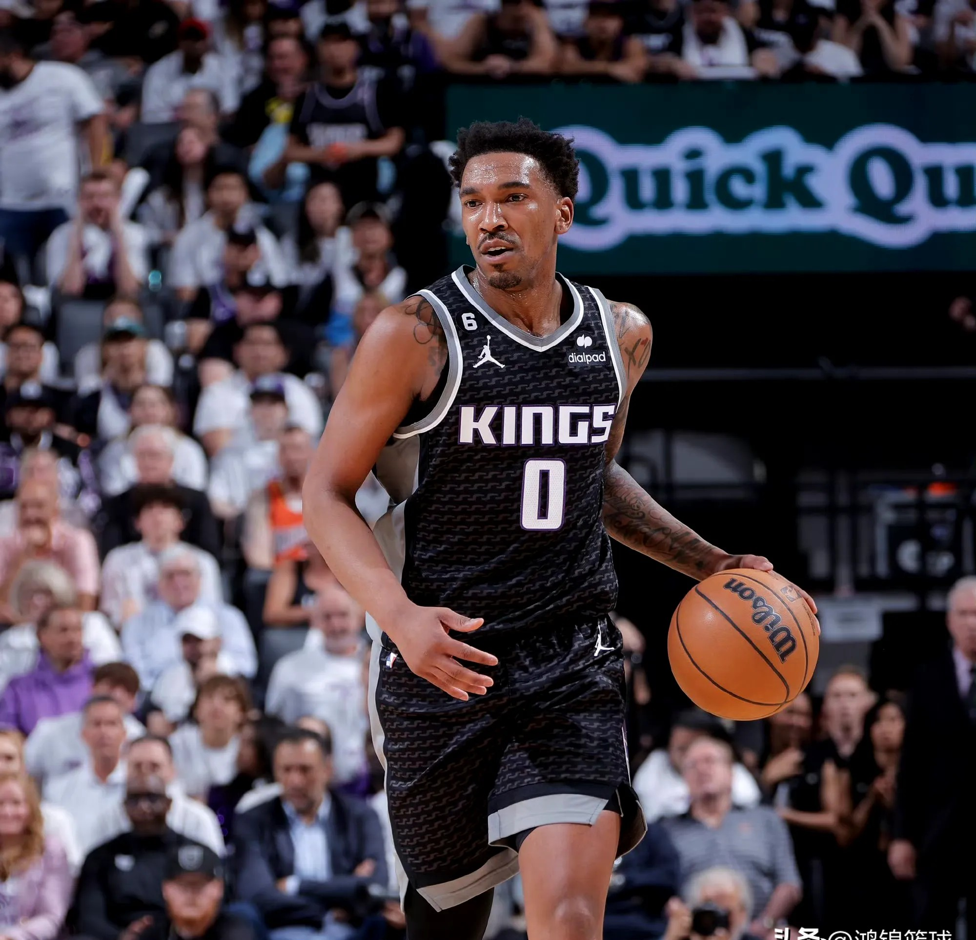 关于快船全队实力碾压对手，轻松赢下比赛的信息