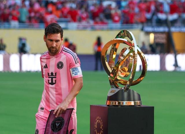 关于世界杯再创历史,冠军实至名归的信息 关于世界杯再创历史,冠军实至名归的信息