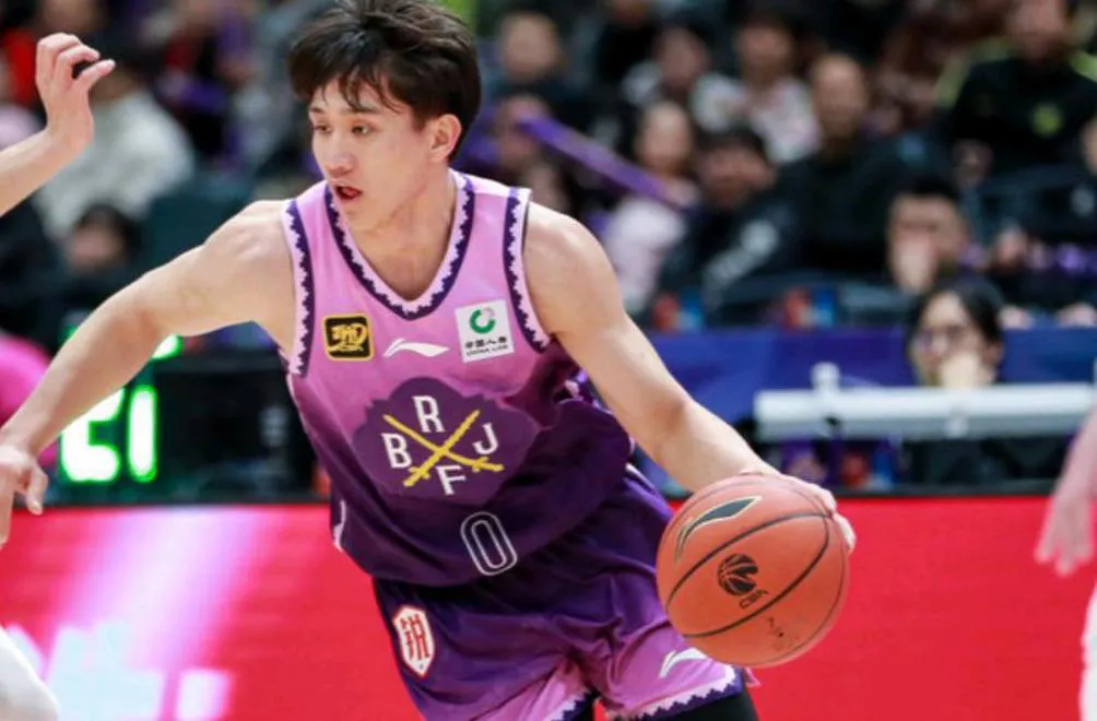 开云官网-比分分析队主教练发声，誓言带队登顶的简单介绍