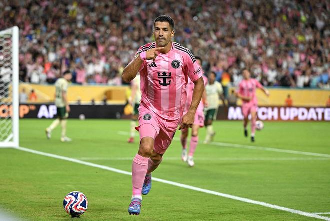 开云体育官网-丹麦逆转皇马,苏亚雷斯点燃赛场