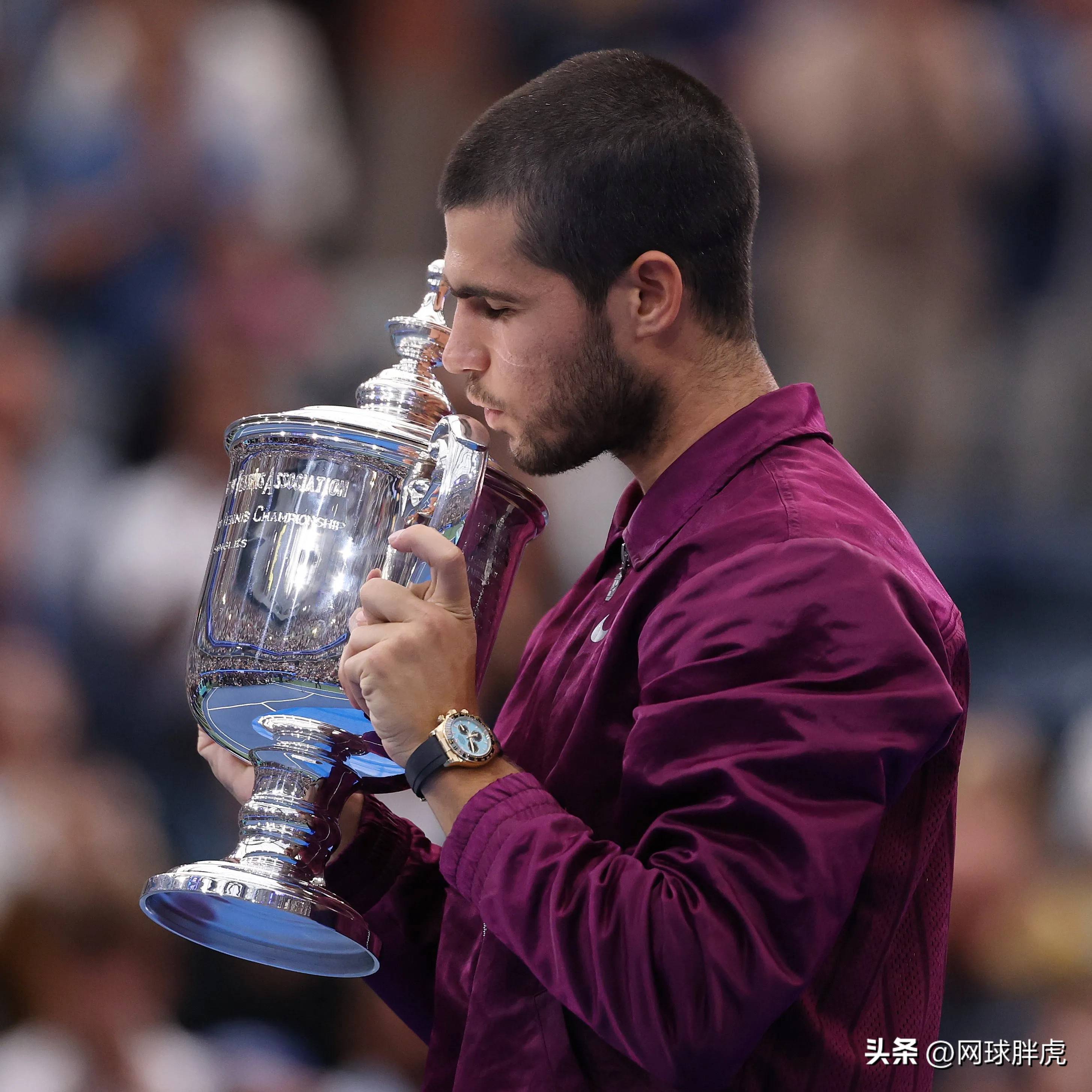 关于戴维斯杯完胜美网,阿尔卡拉斯统治全场的信息 关于戴维斯杯完胜美网,阿尔卡拉斯统治全场的信息