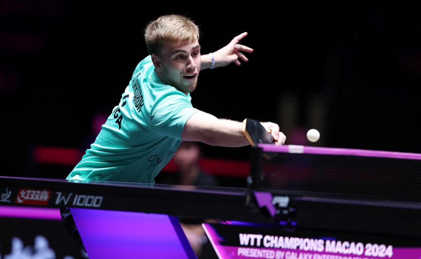 开云体育入口-瑞典队鏖战葡萄牙队,林高远点燃赛场