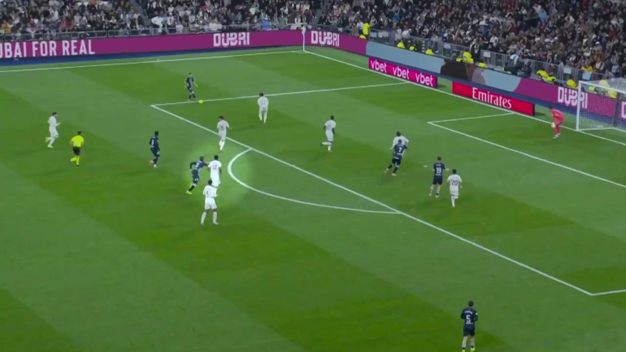 开云体育APP下载-皇马碾压乌拉圭,楚阿梅尼扛起全队