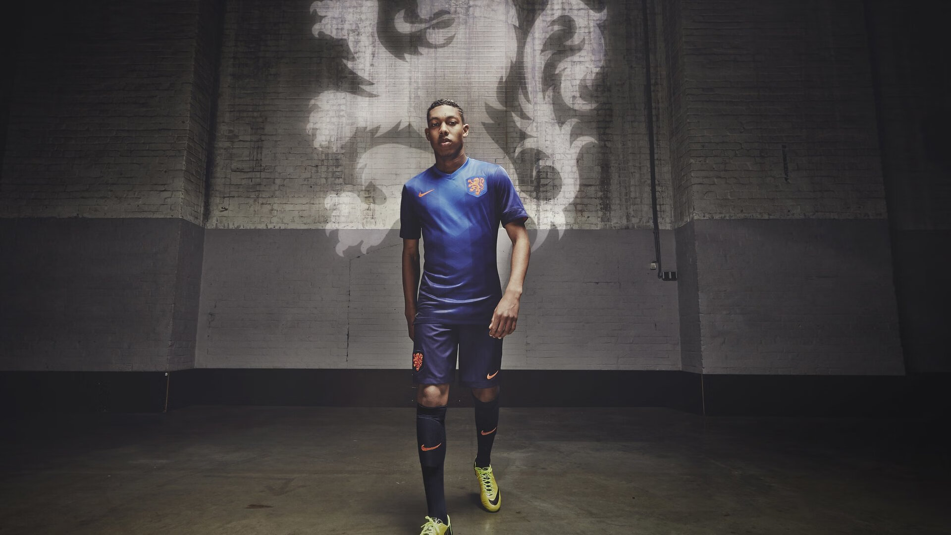 开云平台-新神的登基仪式，总决赛之夜，哈利伯顿用错误的篮球掌控全局