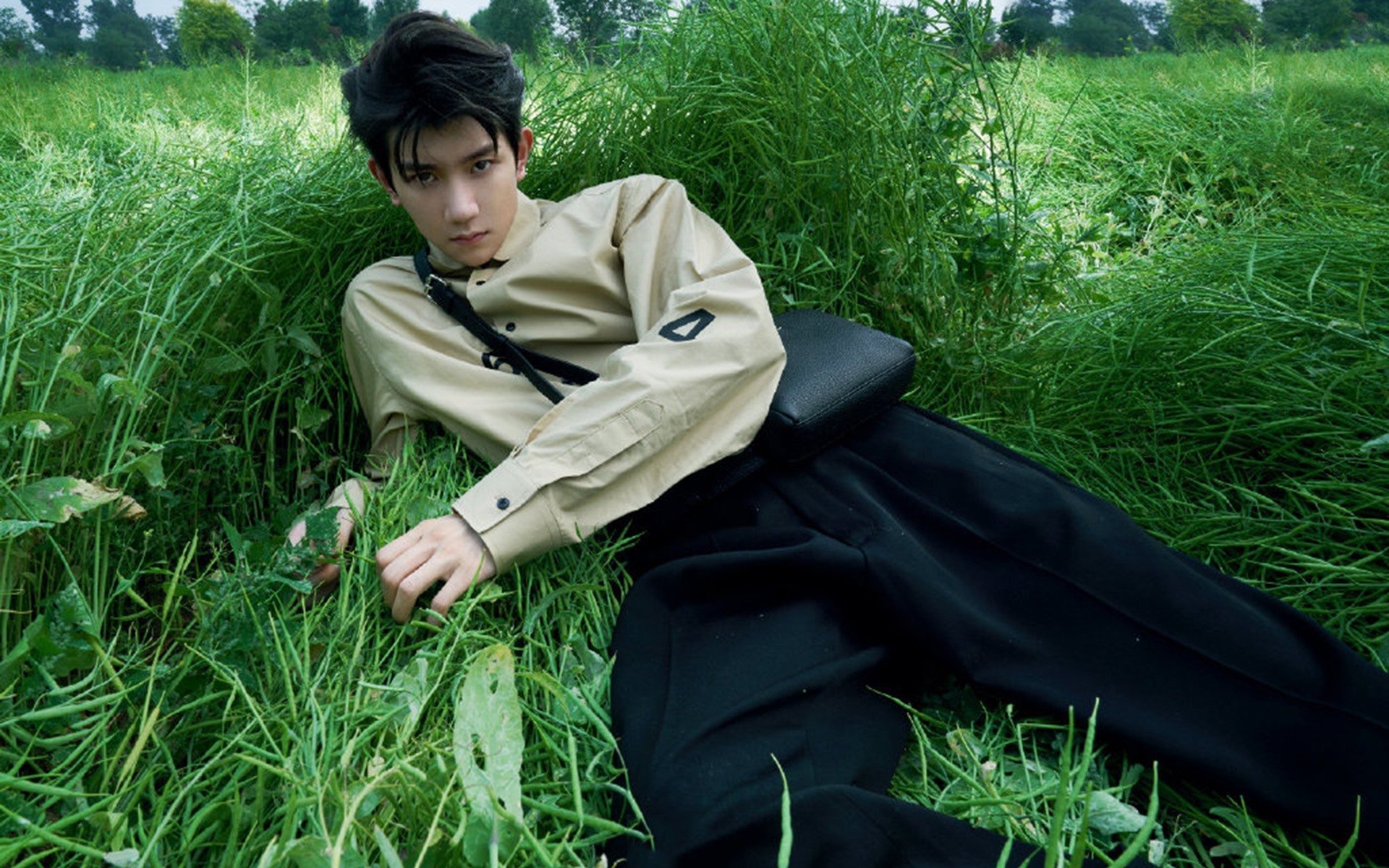 开云体育登录-NBA季后赛之夜，字母哥彻底打爆防线