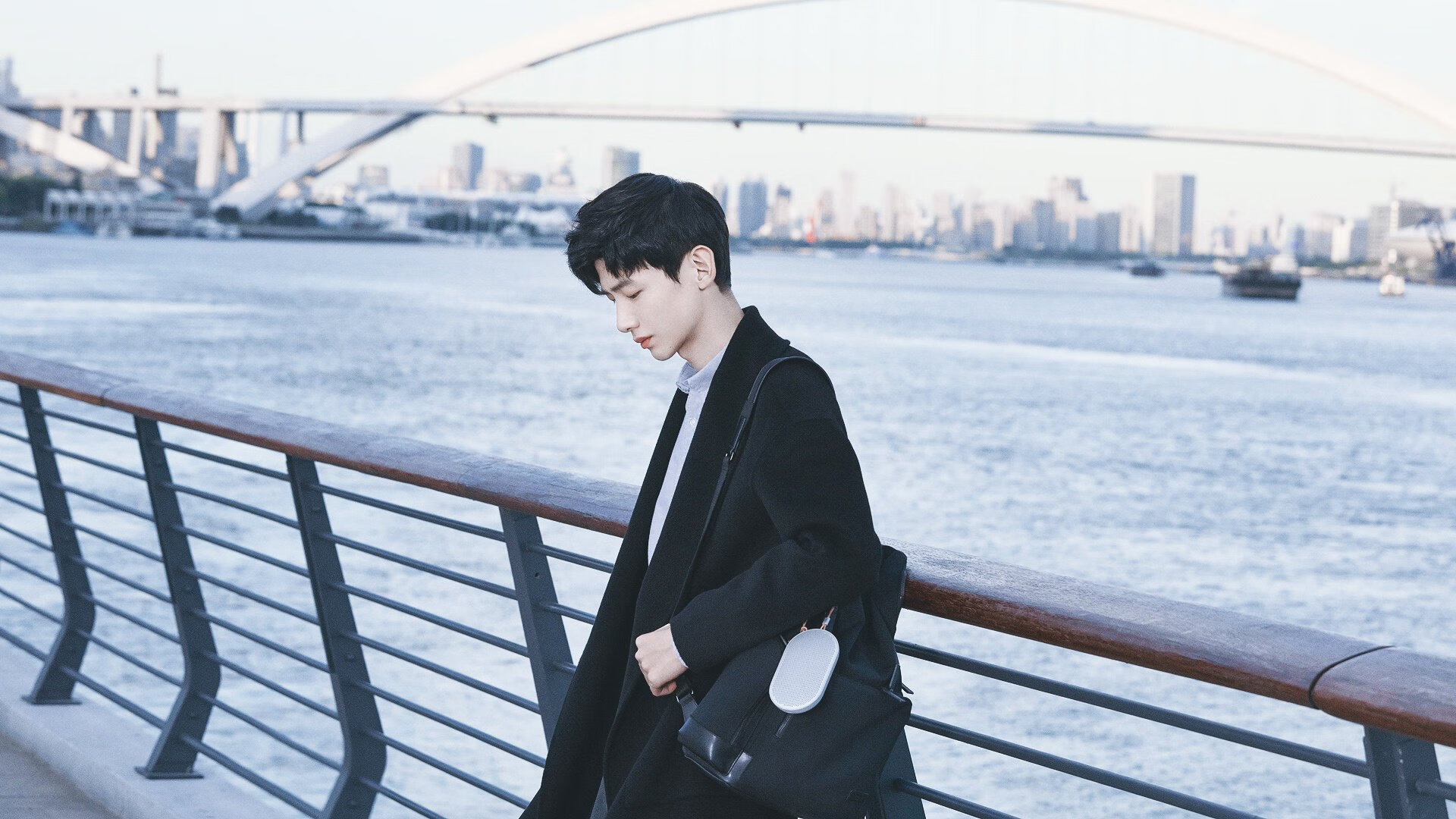 开云体育在线-绝杀夜,沙漠奇迹如何撕裂蓝色王朝,蒂亚戈如何成为唯一神话