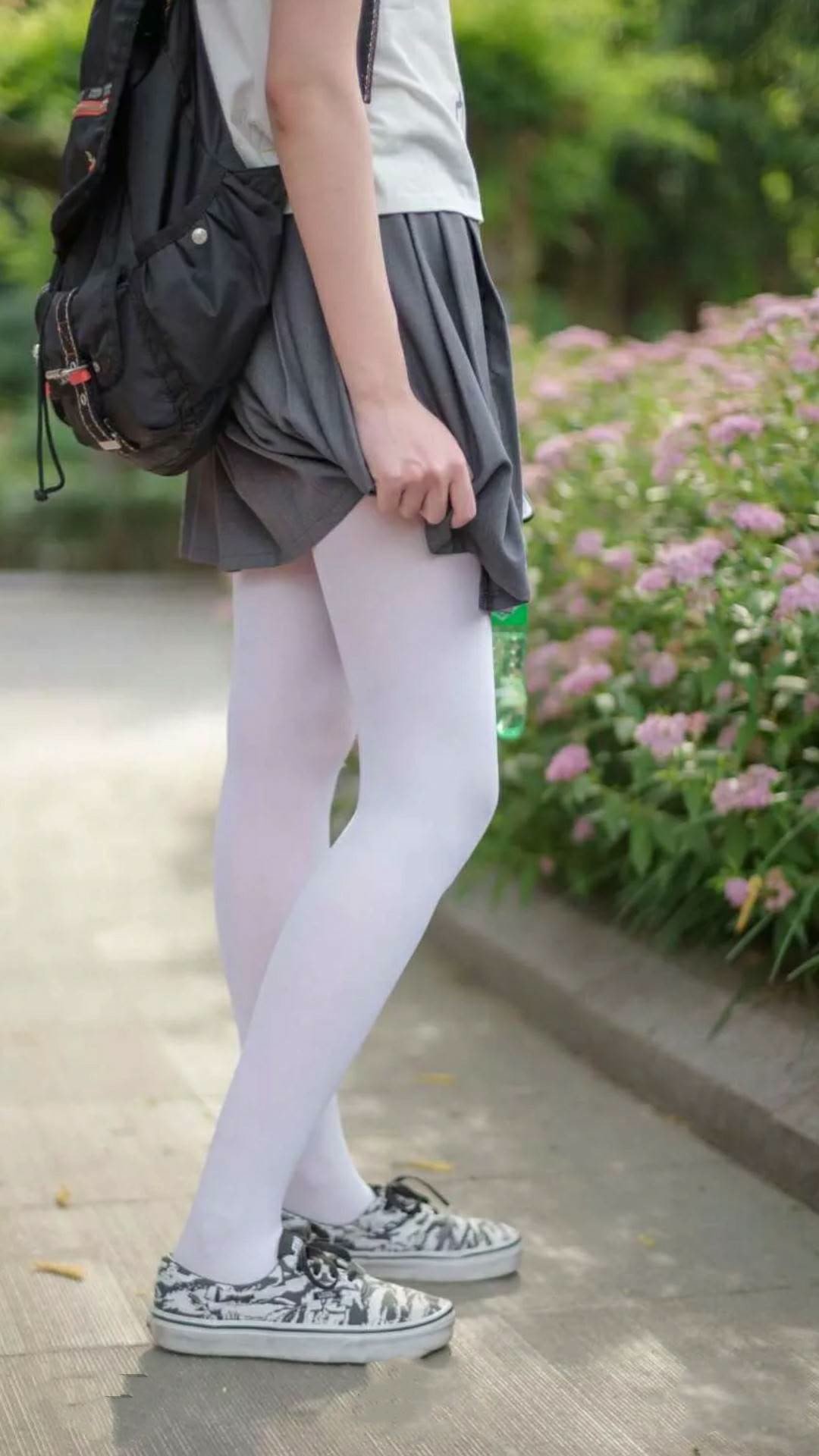 开云APP-凤凰涅槃，利拉德在逆转风暴中证明巨星本色