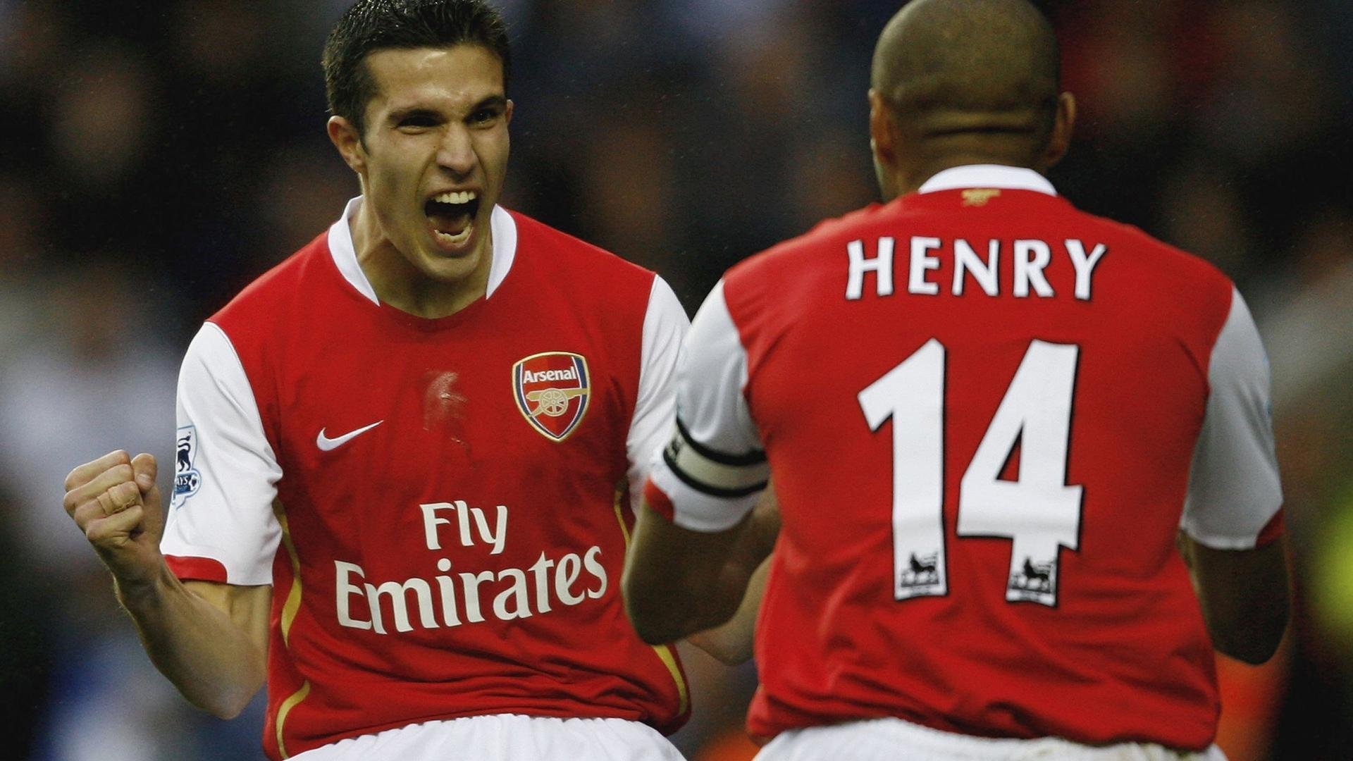 中场窒息术，当法比尼奥的阴影笼罩威尔士心脏