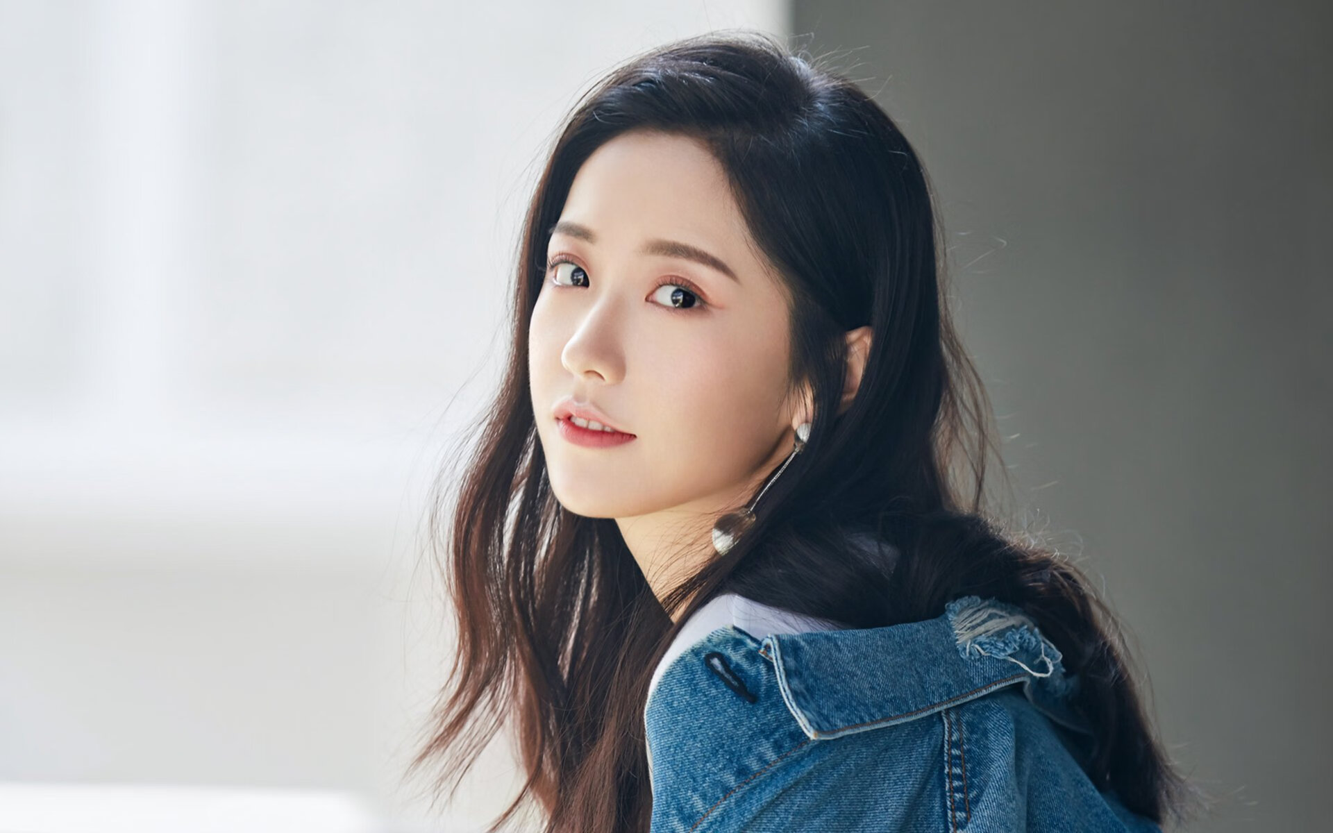 开云体育官网-六秒攻防转换,登贝莱如何用一次反击撕裂斯洛伐克,锁定2026世界杯四强门票